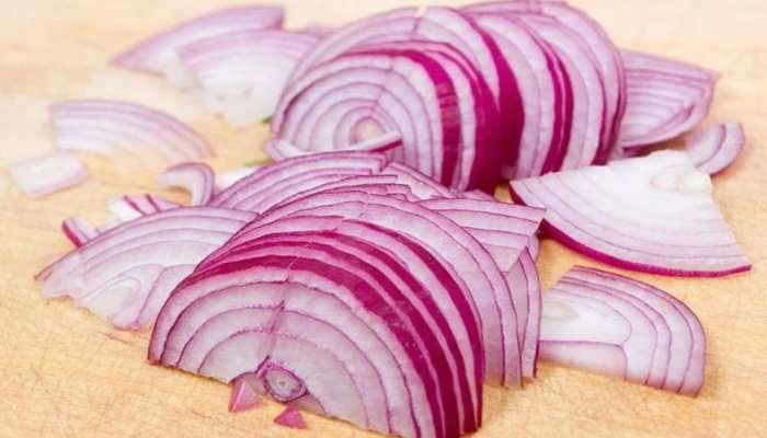Onion Benefits: અનેક બીમારીઓથી બચાવે છે ડુંગળી, જાણો કોરોના સામે કઈ રીતે રક્ષણ આપશે ડુંગળી | News in Gujarati