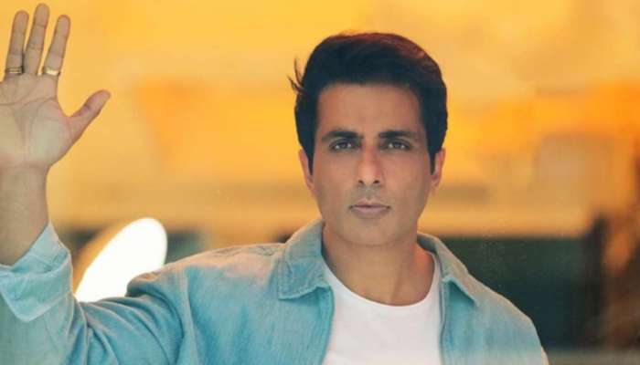 Students ના સમર્થનમાં આગળ આવ્યો Sonu Sood, Video શેર કરી કહી આ વાત Students ના સમર્થનમાં આગળ આવ્યો Sonu Sood, Video શેર કરી કહી આ વાત