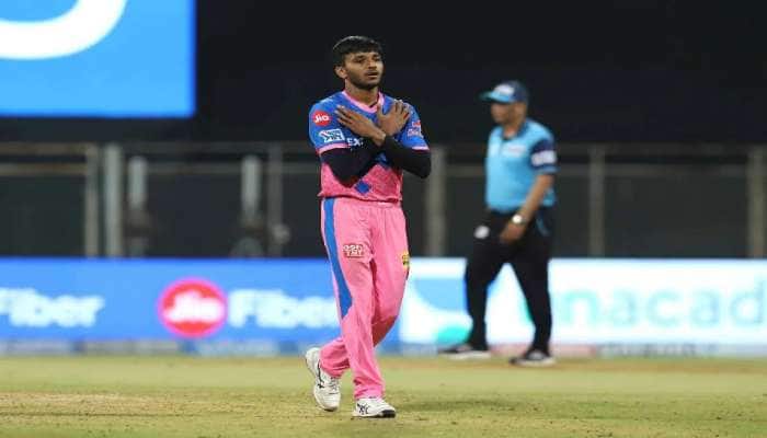 IPL 2021 : પર્દાપણ મેચમાં કર્યો ધમાકો, હવે આ અભિનેત્રી સાથે ડેટ પર જવા ઈચ્છે છે ચેતન સાકરિયા IPL 2021 : પર્દાપણ મેચમાં કર્યો ધમાકો, હવે આ અભિનેત્રી સાથે ડેટ પર જવા ઈચ્છે છે ચેતન સાકરિયા
