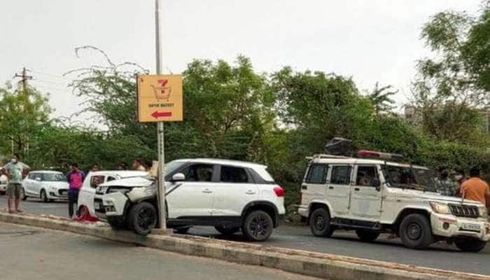 AHMEDABAD માં દેશી દારૂ ભરેલી ગાડીનો અકસ્માત, પોલીસ પહોંચી તો થયો હૂમલો
