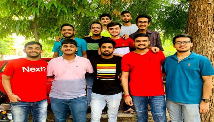સરકારના વેક્સીનેશન અભિયાનમાં વડોદરાના આ 11 મિત્રોનો છે મોટો ફાળો