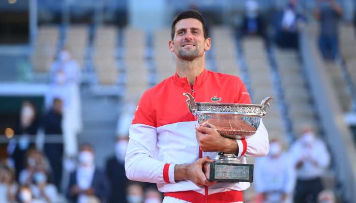 French Open: જોકોવિચે કરિયરનું 19મું ગ્રાન્ડસ્લેમ ટાઇટલ જીત્યું, પાંચ સેટના સંઘર્ષ બાદ સિતસિપાસને હરાવ્યો