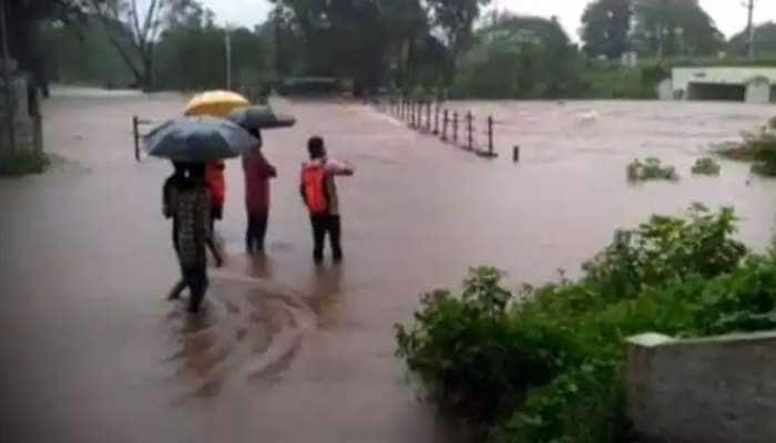 રાજ્યના 91 તાલુકામાં વરસાદ: ઠેર-ઠેર પાણી ભરાયા, ચોમાસાની શરૂઆતમાં જ 7 રસ્તાઓ બંધ