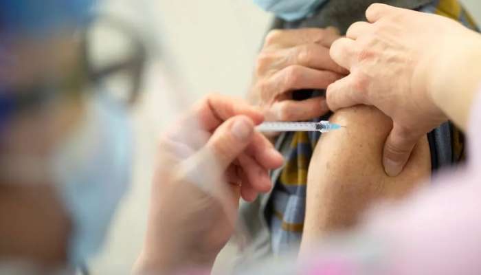 નવી ગાઇડલાઇન લાગૂ થશે રસીકરણ ઝુંબેશને વેગ મળ્યો, પ્રથમ દિવસે 69 લાખ ડોઝ અપાયા