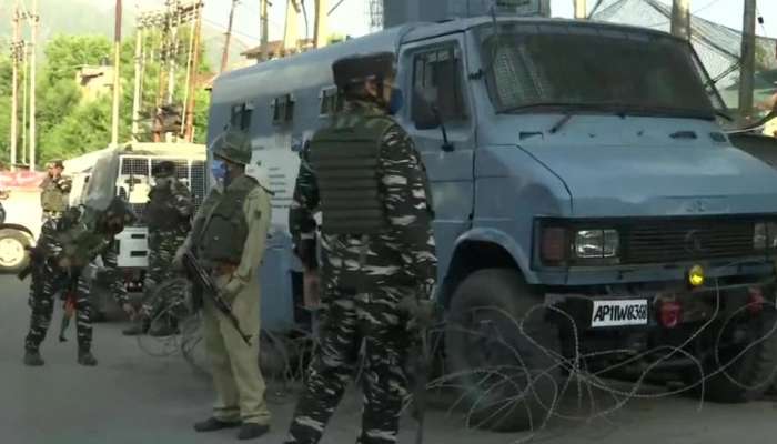 Jammu Kashmir: આતંકીઓએ CRPF ના બંકર પર કર્યો ગ્રેનેડ હુમલો, 3 નાગરિકોને ઈજા