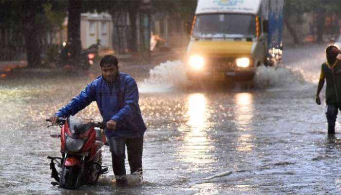 રાજ્યમાં આગામી 24 કલાકમાં સૌરાષ્ટ્ર અને દક્ષિણ ગુજરાતમાં ભારે વરસાદની આગાહી