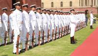 Indian Navy માં જોડાવવાની સુવર્ણ તક, તારીખ જતી રહે તે પહેલાં આ રીતે કરો Online અરજી