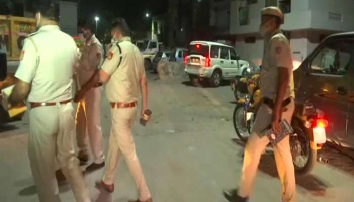Delhi: મધરાતે સિલિન્ડર બ્લાસ્ટ થતા આગ ભભૂકી ઉઠી, ચાર લોકોના મોત એક ઘાયલ 