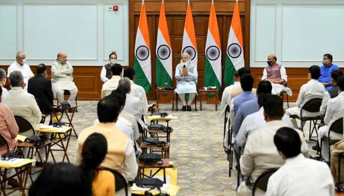 Modi Cabinet Expansion Live: કેબિનેટ વિસ્તરણ પહેલા મોટી હલચલ, અનેક મંત્રીઓના રાજીનામા, કુલ 43 નેતાઓ લેશે મંત્રીપદના શપથ