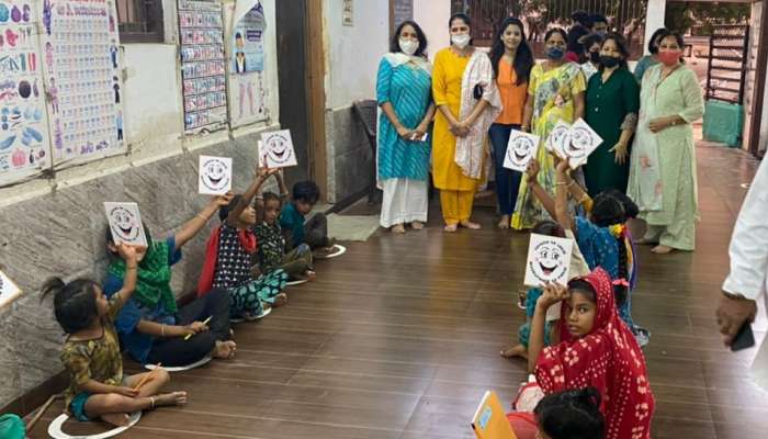 'કોરોના સે લડાઈ મુસ્કુરાહટ સે પઢાઇ', ત્રીજી વેવમાં બાળકોના શિક્ષણ માટે અનોખું સેવાકાર્ય