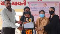 કચ્છના કુનારિયા ગ્રામ પંચાયતનું સાહસિક પગલું, કરવામાં આવી 'બાલિકા પંચાયતની' સ્થાપના