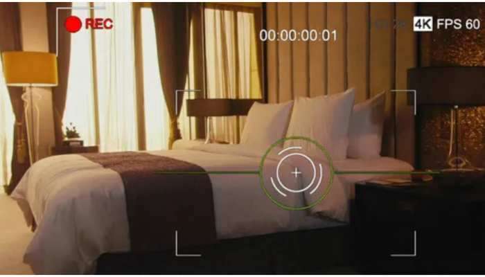 Knowledge: Hotel Room માં હોઈ શકે છે Hidden Camera, આવી રીતે કરી શકો છો ચેક