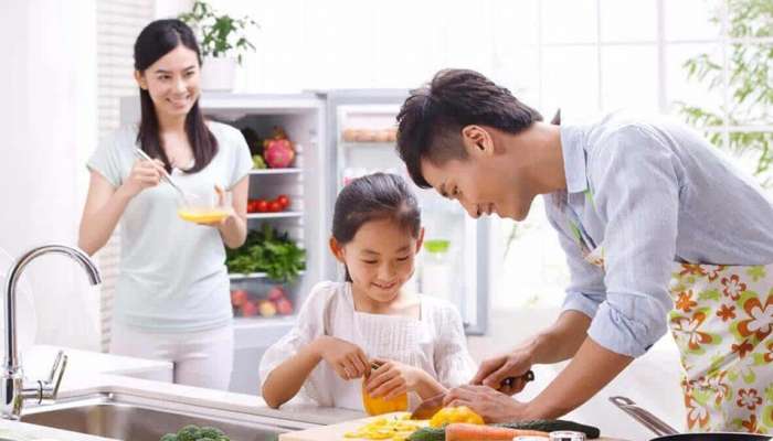 Health Tips: શરીરમાં જો દેખાય છે આ લક્ષણ તો ના કરો ઈગ્નોર, આપે છે પ્રોટીનની ઉણપના સંકેત