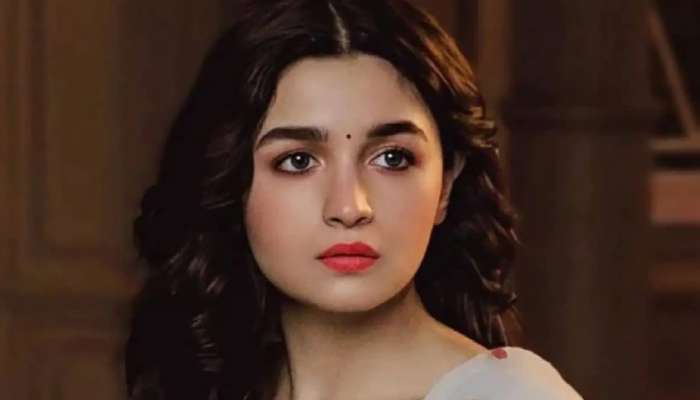 Alia Bhatt આ પરણિત એક્ટરને માનતી હતી બેસ્ટ કિસર, આપ્યા હતા 10 માંથી 10 પોઇન્ટ