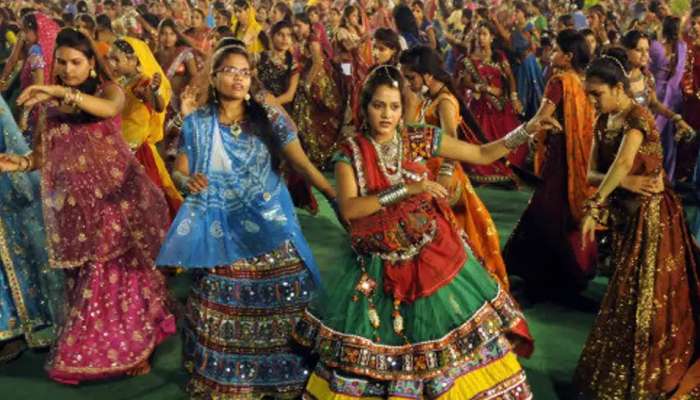 Rajkot: જન્માષ્ટમી અને ગણેશોત્સવમાં છૂટ બાદ હવે લોકોએ શેરી ગરબાને મંજૂરી આપવાની કરી માંગ