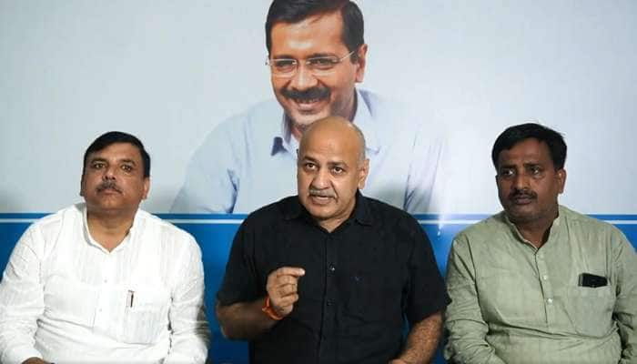 AAP નો મોટી જાહેરાત, 'UP ચૂંટણીમાં પાર્ટી જીતી તો દર મહિને મળશે 300 યૂનિટ ફ્રી વિજળી