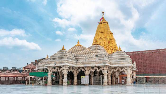 Ambaji માં વર્ષોથી કરાય છે પ્રક્ષાલન વિધિ, જાણો કેમ આખા મંદિરનો ખુણે ખુણો સાફ કરાય છે?