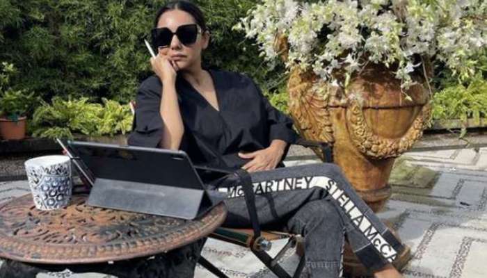 SRK ની પત્ની ગૌરી ખાન પહેરે છે આટલું મોંઘું જીન્સ, આ કિંમતમાં તમે ખરીદી શકો છો iPhone