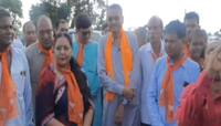JAMNAGAR: હાપા માર્કેટિંગ યાર્ડ ખાતે ખેડૂત સંમેલન, જન આશિર્વાદ યાત્રાને આવકાર