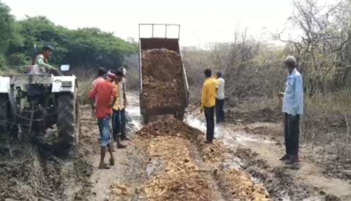 સરકારી વચનો ઠગારી નીવડતા તળાજાના ખેડૂતોએ જાતે મેથાળા બંધારો બનાવ્યો