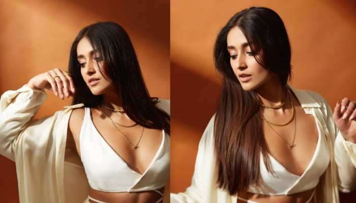 Ileana Dcruz એ શેર કરી સેક્સી તસવીરો, સોશ્યિલ મીડિયા પર વધી ગયો ગરમીનો પારો!