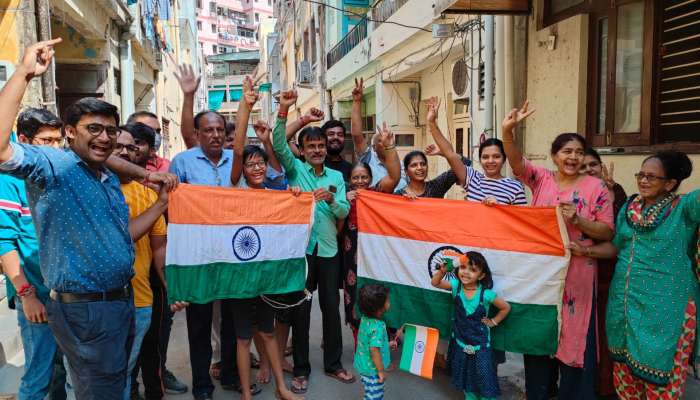 ગુજરાતની ગલીએ ગલીએ INDvPAK મુકાબલાનો ફીવર, રાહ જોવાઈ રહી છે ઐતિહાસિક મેચની...