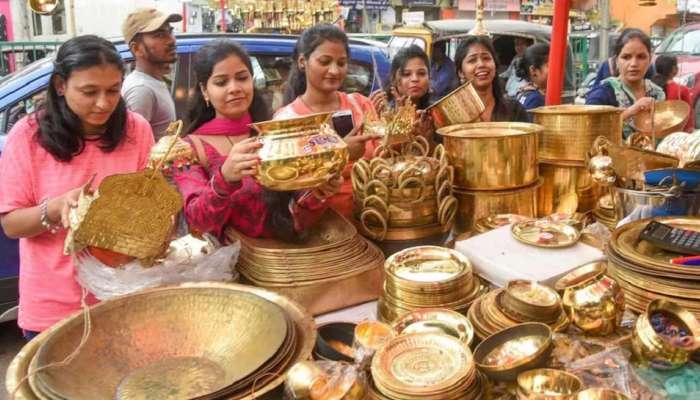 Dhanteras પર બની રહ્યો છે શુભ યોગ, આ મુહૂર્તમાં ખરીદી કરવાથી થશે ત્રણ ગણો લાભ