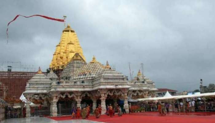 Banaskantha: દિવાળીના તહેવાર દરમિયાન માત્ર પાંચ દિવસમાં અંબાજી મંદિરને 96 લાખની આવક 