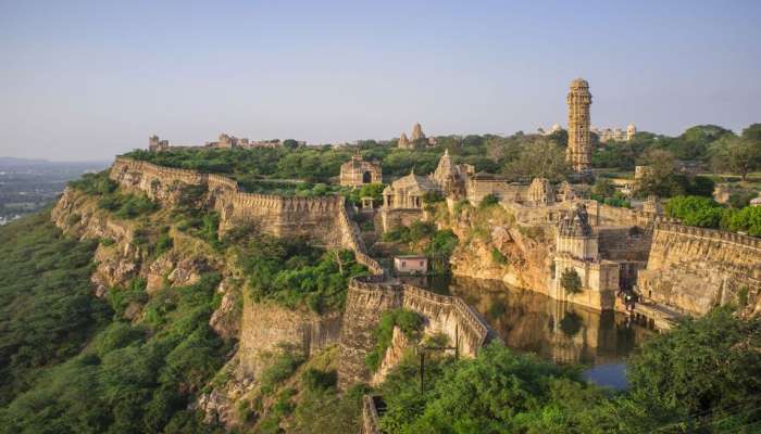 700 એકર પરિસર ધરાવતા આ કિલ્લાનું મહાભારત સાથે છે ખાસ કનેક્શન! આ રહસ્ય જાણીને ચક્કર ખાઈ જશો