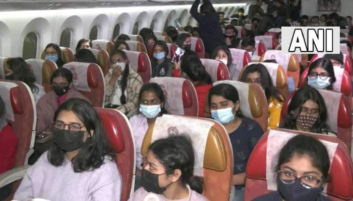 યુક્રેનમાં ફસાયેલા ભારતીયોને લઈને બીજુ વિમાન દિલ્હી પહોંચ્યુ, 250 લોકો પરત આવ્યા