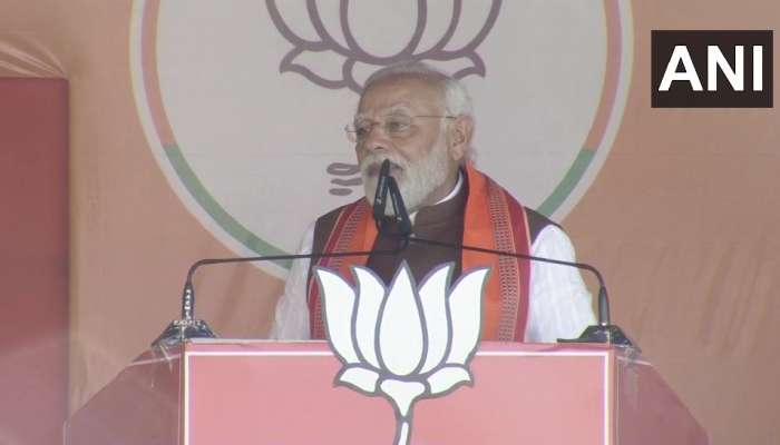 UP Election 2022: મહારાજગંજ અને બલિયામાં પીએમ મોદીની ચૂંટણી રેલી, વિપક્ષ પર સાધ્યું નિશાન