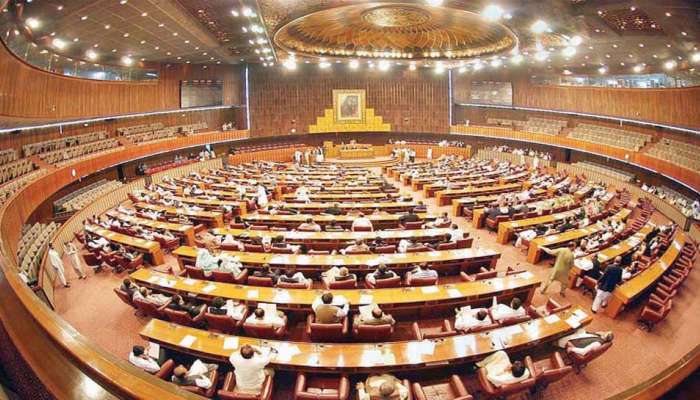 Imran Khan No-Confidence Motion LIVE: શું ટકી શકશે પાકિસ્તાનના ઈમરાન ખાનની સરકાર! સ્પીકરે અવિશ્વાસ પ્રસ્તાવને ફગાવી દીધો