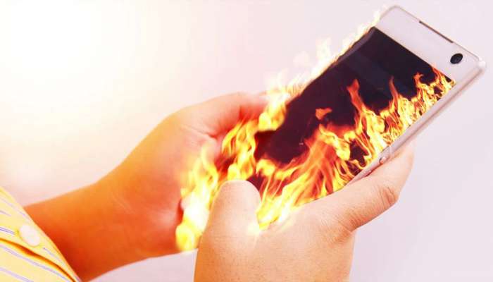 સ્માર્ટફોન યૂઝર્સ સાવધાન....આ છે ફોનમાં આગ લાગવાના 5 મહત્વના કારણો ખાસ જાણો