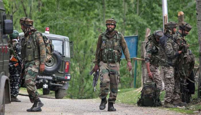 Pulwama Encounter: ભારતીય સેના પર લશ્કરના ત્રણ આતંકીઓ કર્યો ગોળીબાર, એન્ટકાઉન્ટમાં સેનાએ માર્યા ઠાર
