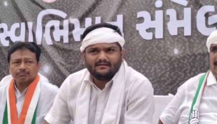 હાર્દિકની નારાજગી ડંકે કી ચોટ પર, કોંગ્રેસને કોરણે મૂકી ભાજપના નેતાઓને પિતાની પુણ્યતિથી કાર્યક્રમનું આમંત્રણ આપ્યું 