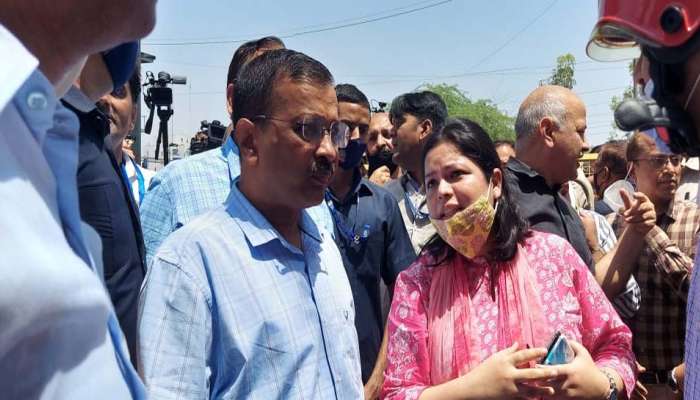 દિલ્હીના અગ્નિકાંડ સ્થળે પહોંચ્યા CM કેજરીવાલ, મૃતકના પરિવારને 10 લાખ, ઈજાગ્રસ્તોને 50 હજારની સહાય