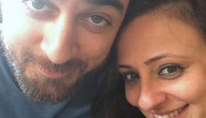 Bollywood Divorce: વધુ એક સેલિબ્રિટી કપલમાં ખટપટ, બોલીવુડનો આ ખાન પત્નીને આપશે છૂટાછેડા? Bollywood Divorce: વધુ એક સેલિબ્રિટી કપલમાં ખટપટ, બોલીવુડનો આ ખાન પત્નીને આપશે છૂટાછેડા?