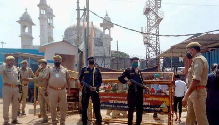 Gyanvapi mosque survey: કોર્ટ કમિશનર અજય મિશ્રાને હટાવવામાં આવ્યા, રિપોર્ટ જમા કરવા બે દિવસનો સમય મળ્યો