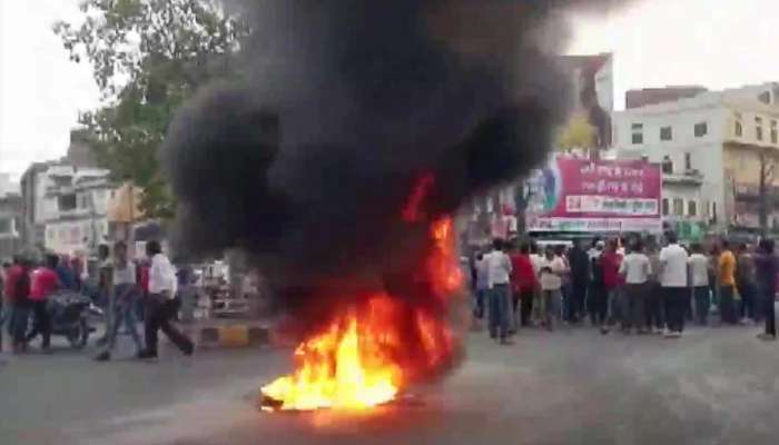 Video: નૂપુર શર્માના સમર્થક દરજીની હત્યા, દુકાનમાં ઘૂસી કાપ્યું ગળું