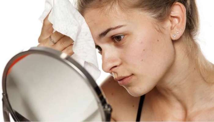 મહિલાઓ ખાસ વાંચે: Oily Skin પર ભૂલથી પણ ના લગાવો આ 4 વસ્તુ, છીનવાઈ જશે ચહેરાની સુંદરતા