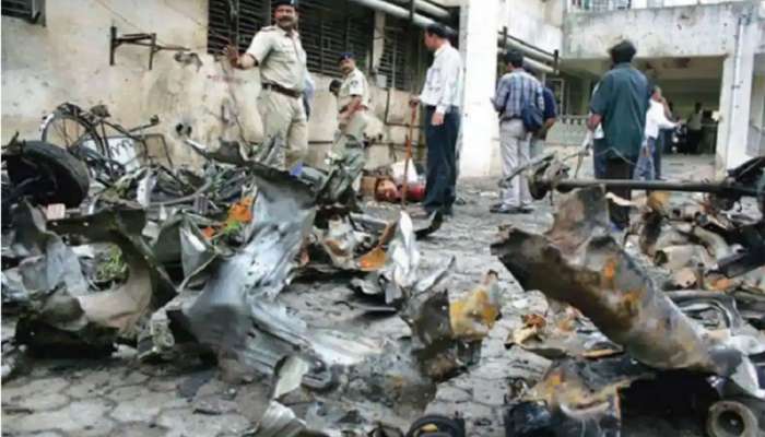 Ahmedabad Blast: 21 સ્થળોએ બોમ્બ બ્લાસ્ટ, માત્ર 70 મિનિટમાં મોતમાં ફેરવાઈ 56 જિંદગી!