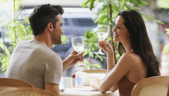 Dating Tips: જાણો પહેલીવાર ડેટિંગ પર જાવ તો કઈ-કઈ બાબતોનું રાખવું જોઈએ ખાસ ધ્યાન