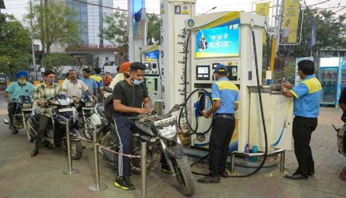 Petrol Price: ખુશખબર! તહેવારની સીઝન પર સસ્તું થશે પેટ્રોલ-ડીઝલ, આટલા ઘટી શકે છે ભાવ