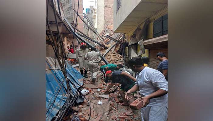 દિલ્હીમાં ઈમારત ધરાશાયી થતા 3ના મોત, અનેક મજૂરો કાટમાળ નીચે દટાયા હોવાની આશંકા