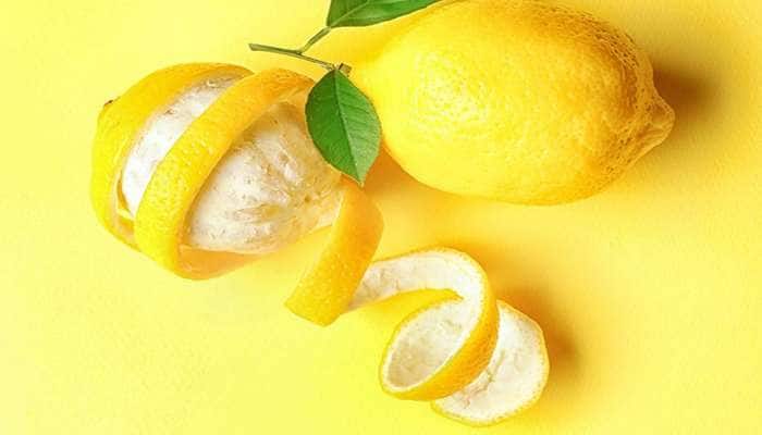 Lemon Peels: લીંબુની છાલને ડસ્ટબીનમાં ફેંકતા પહેલાં જાણી લો ફાયદા, નહીતર પસ્તાશો