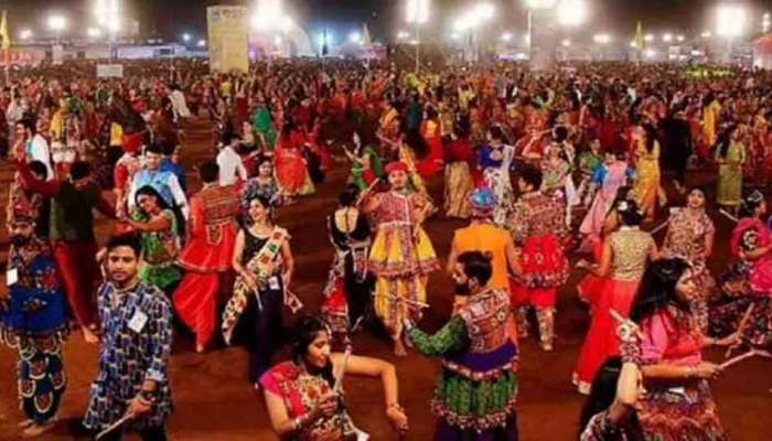 Maharashtra: પાલઘરમાં ગરબા કરતાં કરતાં યુવકનું મોત, સમાચાર સાંભળી પિતાએ પણ લીધા અંતિમ શ્વાસ