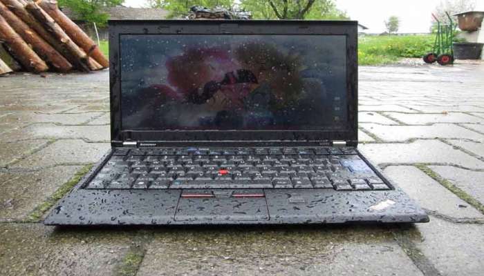 Save Laptop in Rain: હવે લેપટોપ પલળે તો ચોખામાં મૂકવાની જરૂર નથી, આ ટિપ્સ અપનાવો