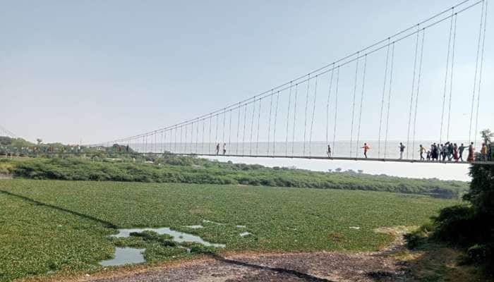 નુતન ભેટ: મોરબીનો ઝૂલતા પુલ આજથી શરૂ, પહેલા જ દિવસે ફરવા માટે ભીડ ઉમટી પડી