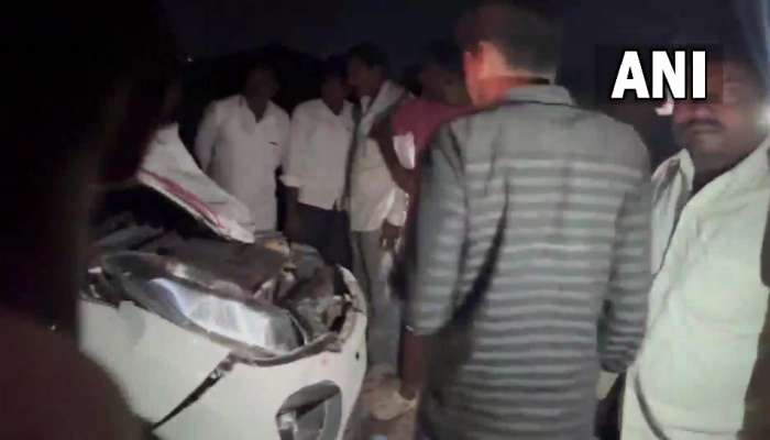 Maharashtra Accident: મહારાષ્ટ્રના સોલાપુરમાં કારે ટક્કર મારતા 7 તીર્થયાત્રીકોના મોત, 6ને ગંભીર ઈજા