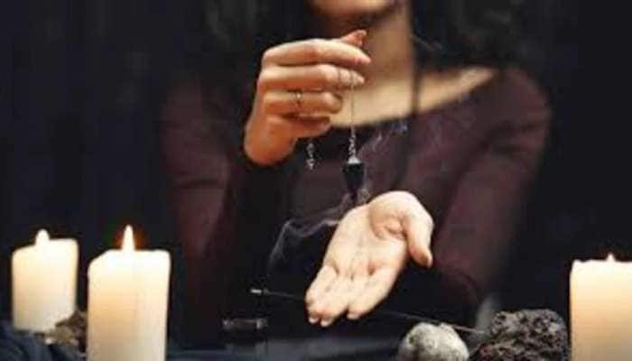 Vashikaran: આ વશીકરણ ઉપાયથી કોઇપણ સ્ત્રી કે પુરૂષને કરો વશમાં